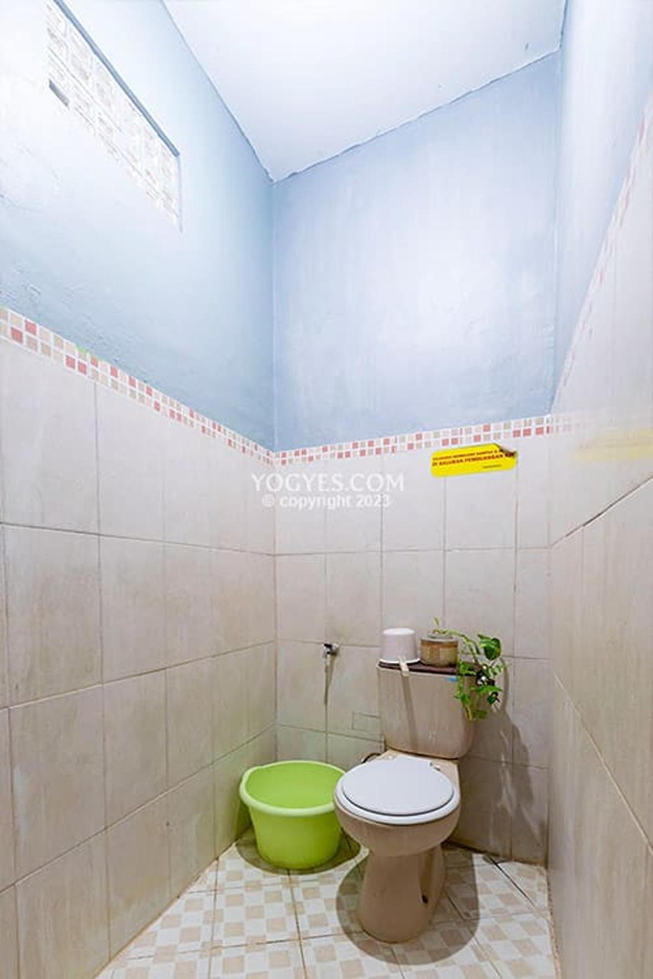 Destiny House Hotel ยอกยาการ์ตา ภายนอก รูปภาพ